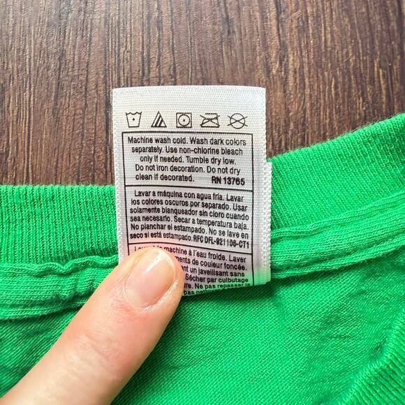 Saint John Virgin Islands Green Fruit of the Loom T-Shirt Size M - Picture 3 of 4